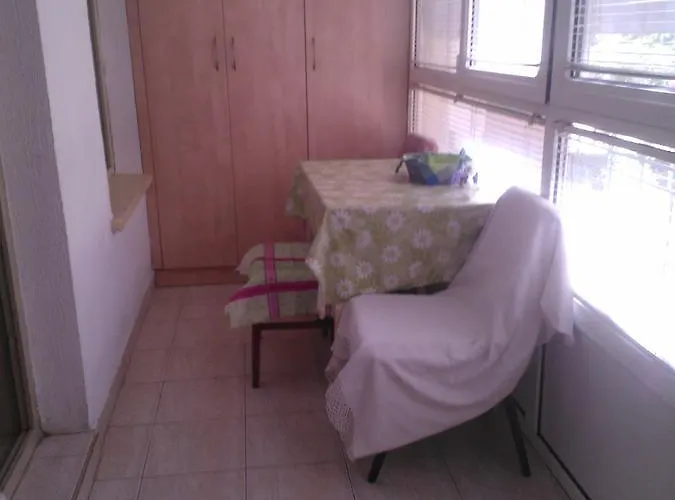 Karavelov Apartment *